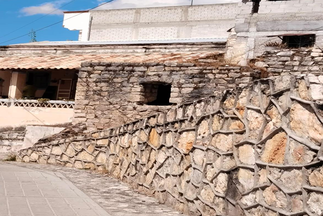 LA ALCANTARILLA Y ACUEDUCTO